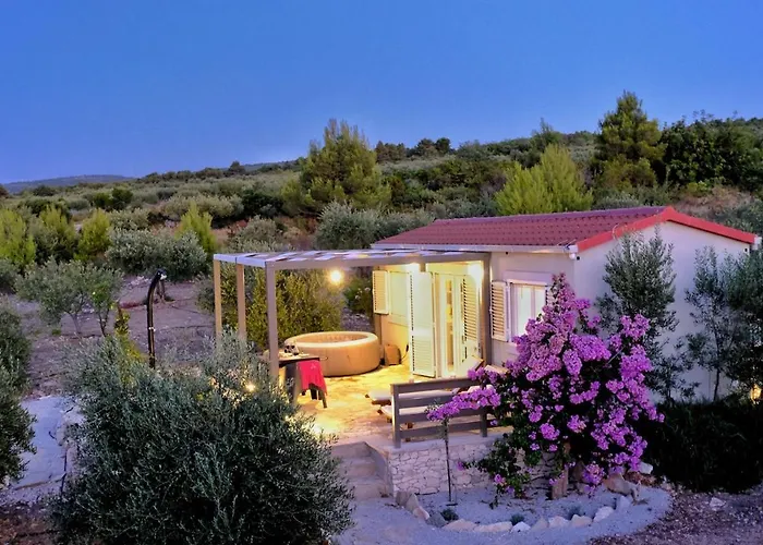 Casa vacanze Olive Garden With Hot Tub