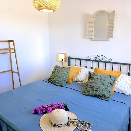 Olive Garden With Hot Tub